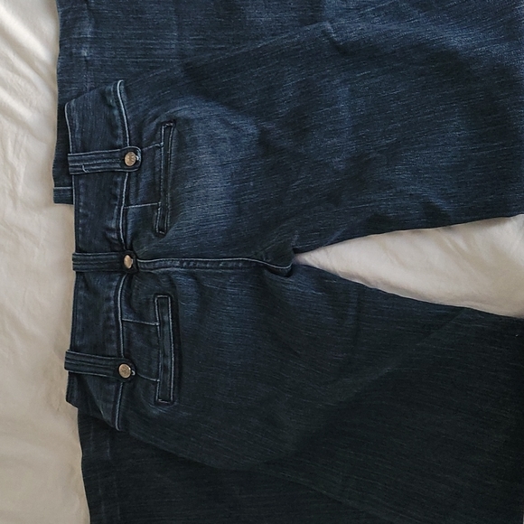 Makers of True Original Jeans - Picture 2 of 3